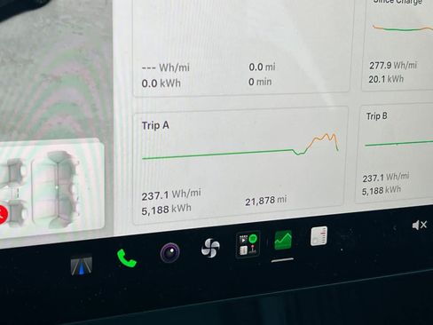 Used 2025 Tesla Model 3 Long Range RWD image 26