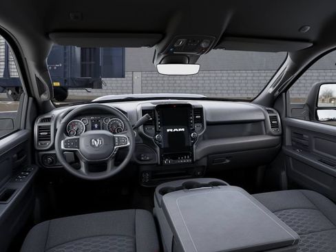 New 2026 RAM 2500 Tradesman AWD/4WD image 15