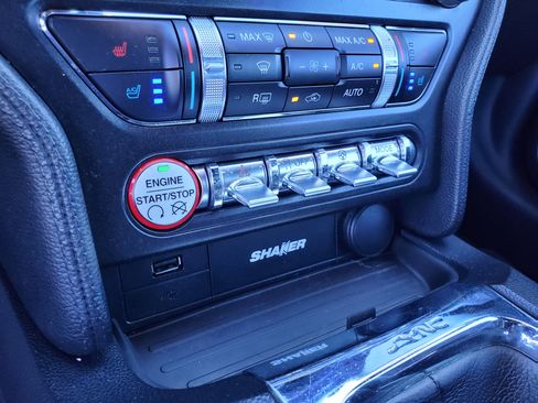 Used 2017 Ford Mustang GT Premium image 4