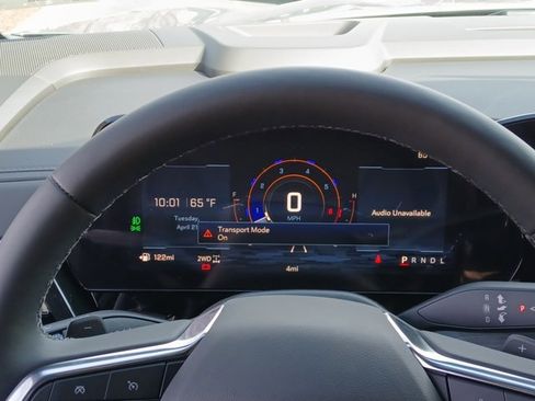 New 2026 Chevrolet Suburban Z71 AWD/4WD image 8