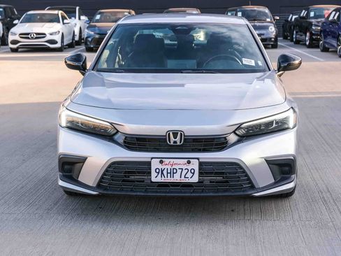 Used 2024 Honda Civic Sport image 2