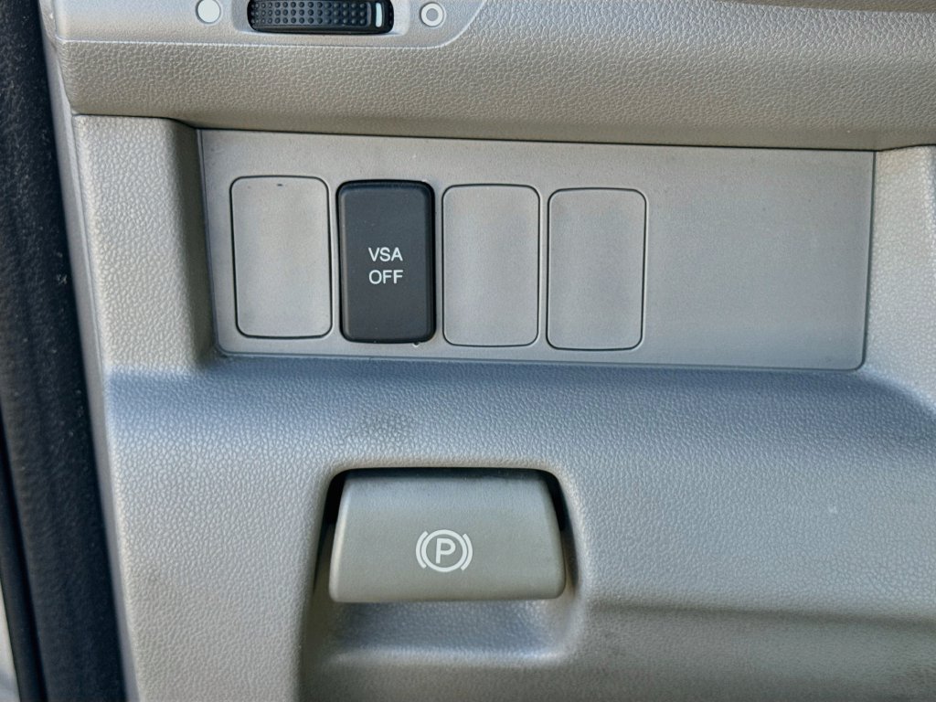 Used 2011 Honda Pilot EX-L image 17