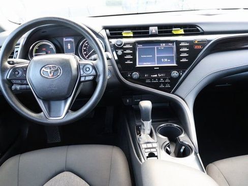 Certified 2020 Toyota Camry LE image 6