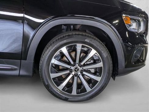 Certified 2022 Mercedes-Benz GLB 250 image 24