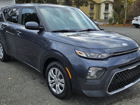 Used 2020 Kia Soul LX image 7