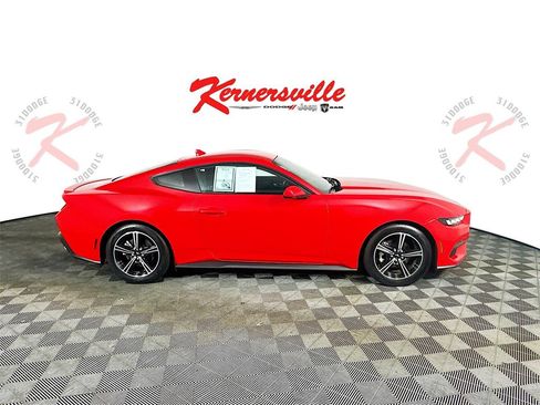 Used 2024 Ford Mustang Premium image 8
