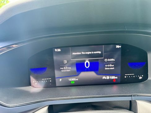 Used 2023 Volkswagen Taos SE FWD image 11