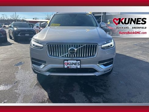Used 2024 Volvo XC90 B5 Plus image 12