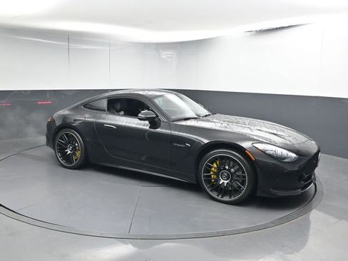 Used 2025 Mercedes-Benz AMG GT 63 image 29