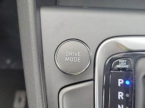 Used 2023 Hyundai Kona SEL image 29