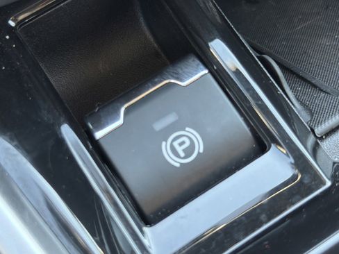 Certified 2025 Subaru Legacy Limited w/ Popular Package #2 image 29