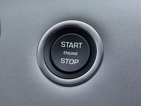 New 2026 Land Rover Range Rover Evoque S AWD/4WD image 36