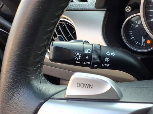 Used 2010 MAZDA MX-5 Miata Grand Touring w/ Premium Pkg image 15