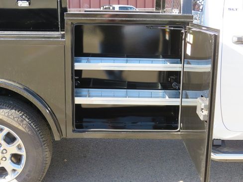 New 2023 RAM 3500 SLT w/ Quick Order Package 2YG SLT image 18