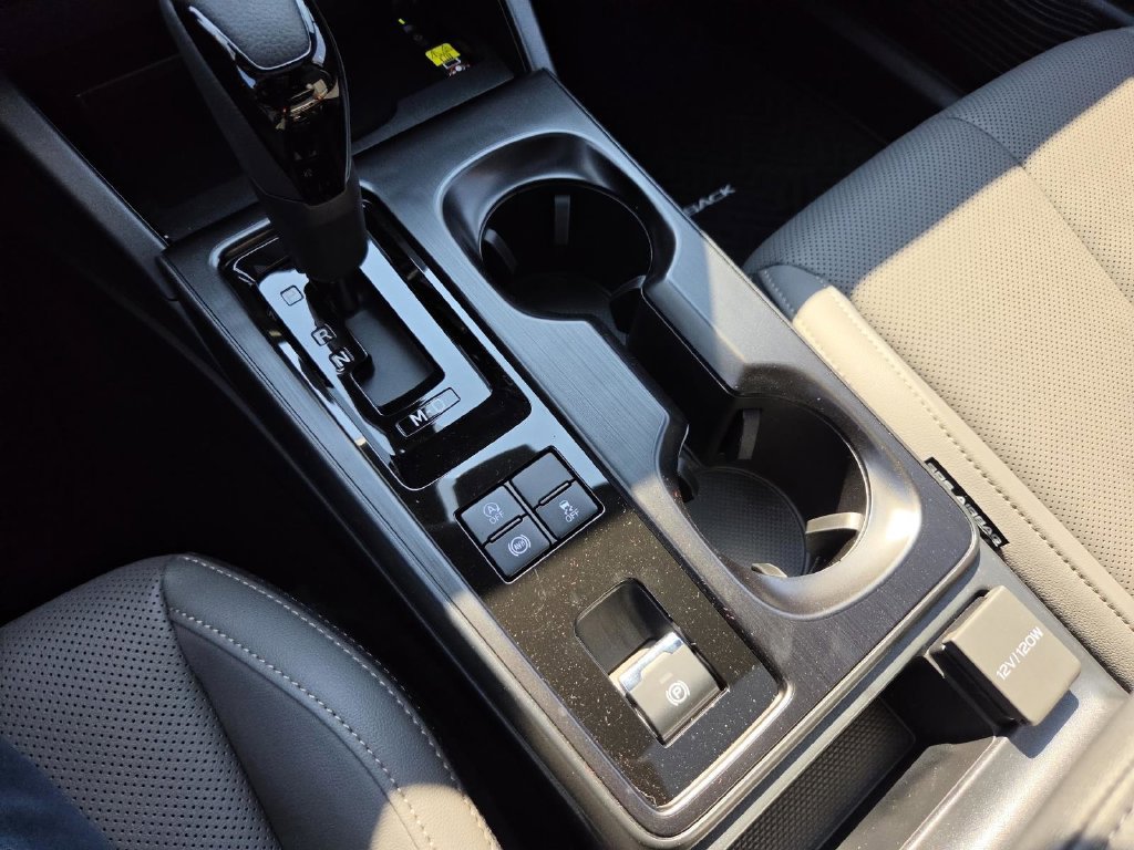 New 2026 Subaru Outback Limited AWD/4WD image 20