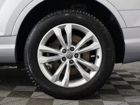 Used 2018 Audi Q7 3.0T Premium Plus image 17