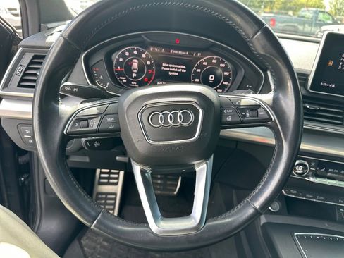 Used 2020 Audi Q5 2.0T Titanium Premium Plus w/ Premium Plus Package image 15