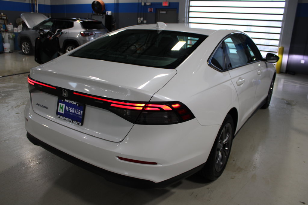 Used 2023 Honda Accord EX image 23