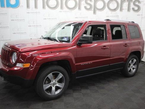 Used 2017 Jeep Patriot High Altitude image 1