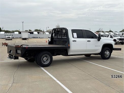 Used 2022 Chevrolet Silverado 3500 W/T w/ WT Convenience Package AWD/4WD image 2