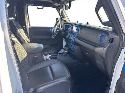 Used 2021 Jeep Wrangler Unlimited Sahara image 19