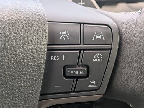 Used 2026 Toyota Camry SE w/ Convenience Package FWD image 23