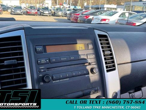 Used 2011 Nissan Frontier SV w/ SV Premium Utility Pkg image 22