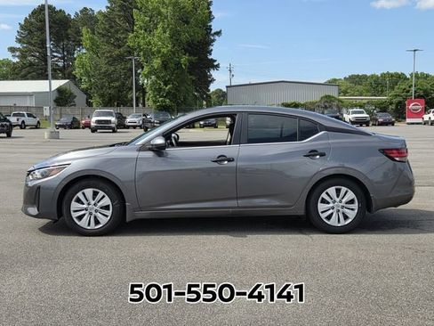Used 2025 Nissan Sentra S FWD image 2