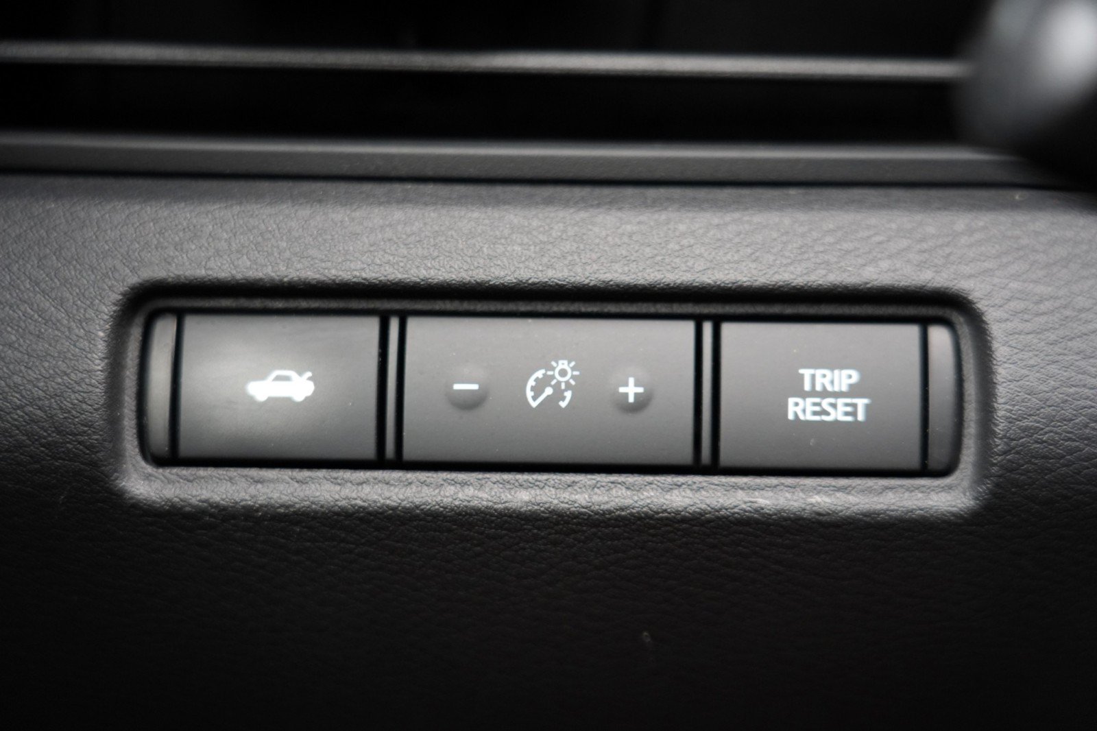 Used 2019 Nissan Altima 2.5 SR w/ SR Premium Package FWD image 17