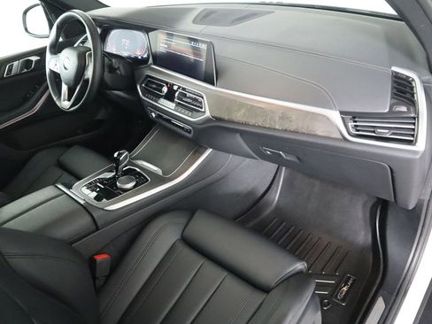 Used 2022 BMW X5 sDrive40i w/ Parking Assistance Package image 18