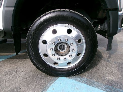 Used 2024 Ford F450 XLT w/ XLT Value Package image 7