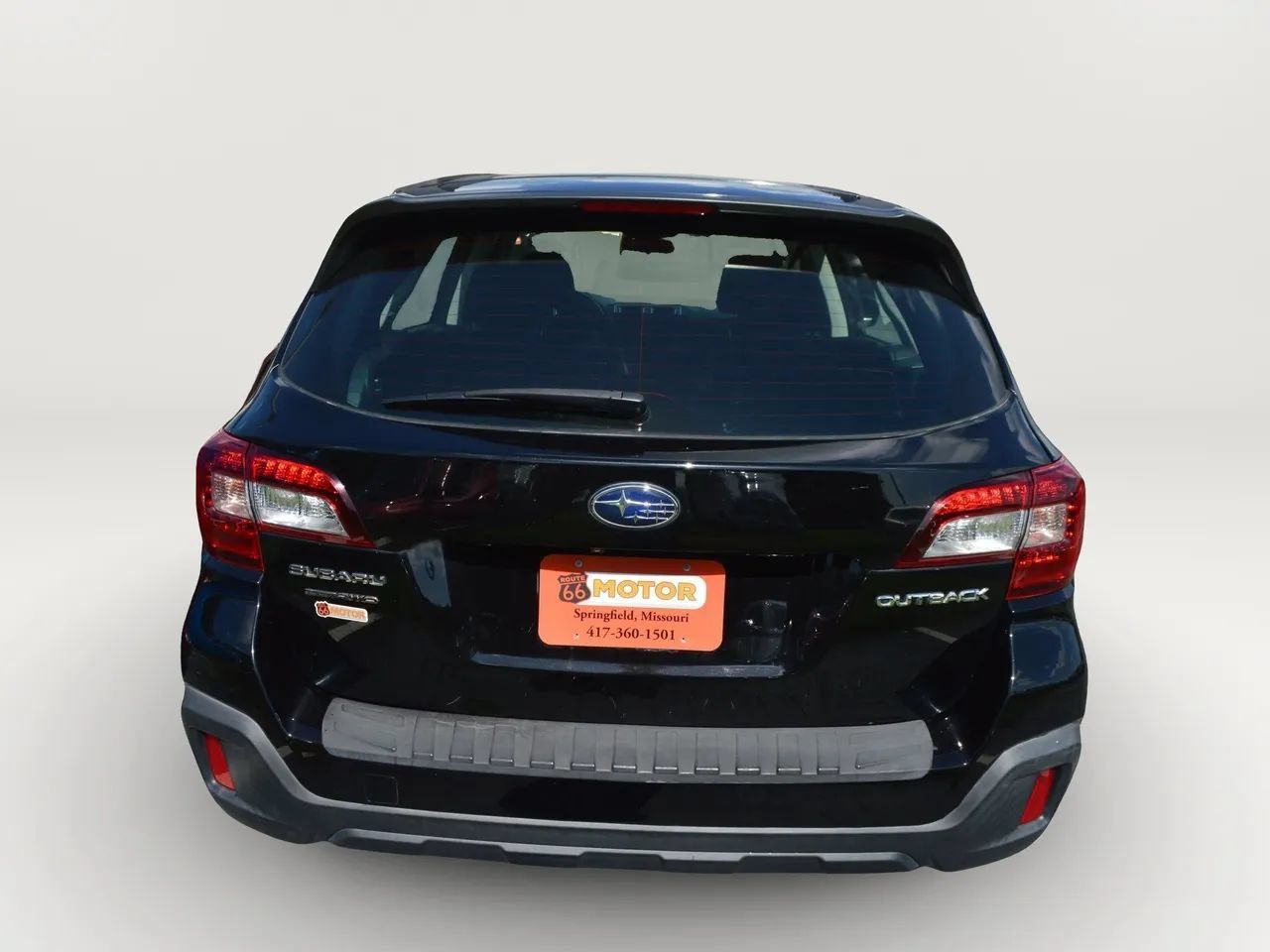 Used 2018 Subaru Outback 2.5i AWD/4WD image 4