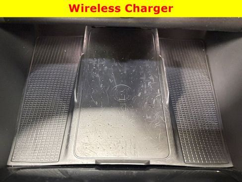 Used 2022 Volvo C40 P8 Recharge Ultimate AWD/4WD image 32