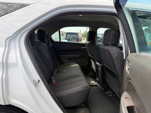 Used 2015 Chevrolet Equinox LS AWD/4WD image 12