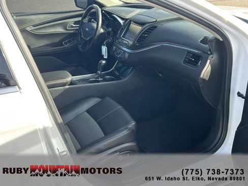 Used 2017 Chevrolet Impala LT image 24