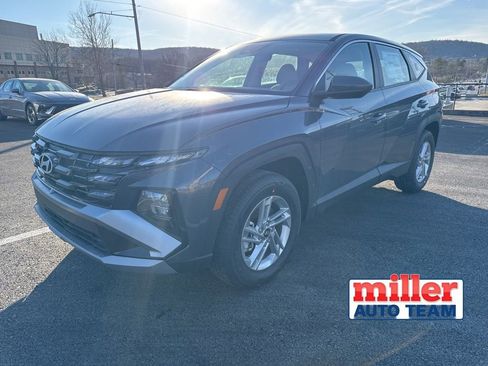 New 2026 Hyundai Tucson SE image 1