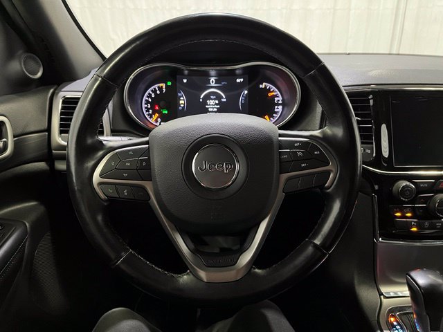 Used 2020 Jeep Grand Cherokee Altitude AWD/4WD image 19