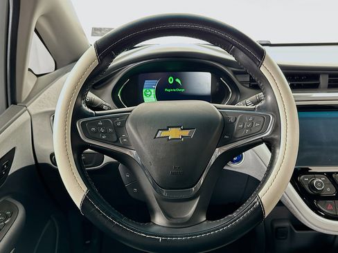 Used 2021 Chevrolet Bolt LT image 18