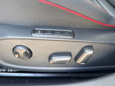 Used 2024 Volkswagen GTI SE w/ SE Leather Seats Package image 11