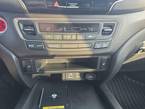 Used 2024 Honda Passport TrailSport image 24