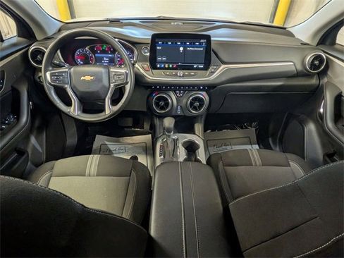 Used 2024 Chevrolet Blazer LT image 27