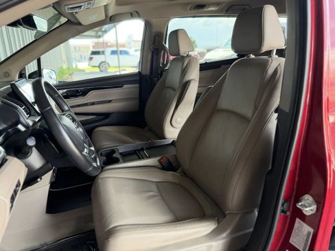 Used 2024 Honda Odyssey Touring image 14