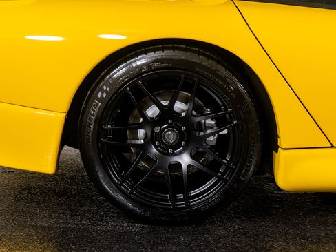 Used 2001 Dodge Viper GTS image 9