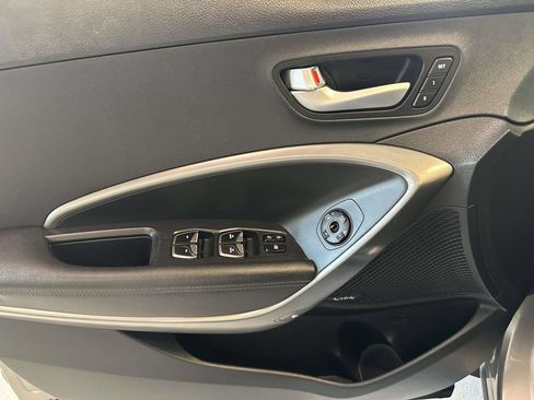 Used 2018 Hyundai Santa Fe Sport w/ 2.0T Ultimate Tech Package 05 AWD/4WD image 18