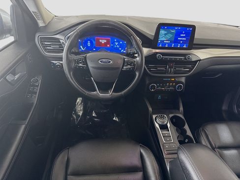 Used 2022 Ford Escape Titanium w/ Class II Trailer Tow Package image 17