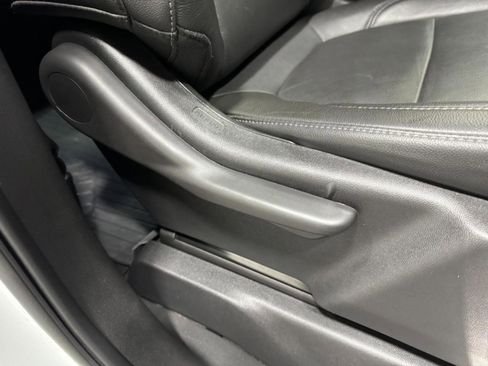 Used 2020 Chevrolet Silverado 1500 LT Trail Boss image 19