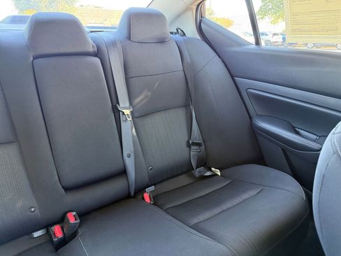 Used 2025 Nissan Altima 2.5 SV FWD image 37