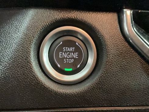 Used 2024 Chevrolet Colorado W/T w/ WT Convenience Package II AWD/4WD image 19