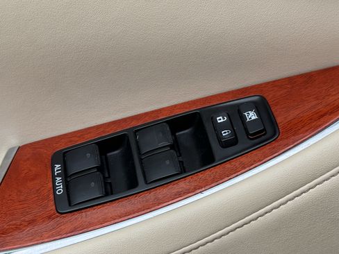 Used 2012 Lexus ES 350 FWD image 28