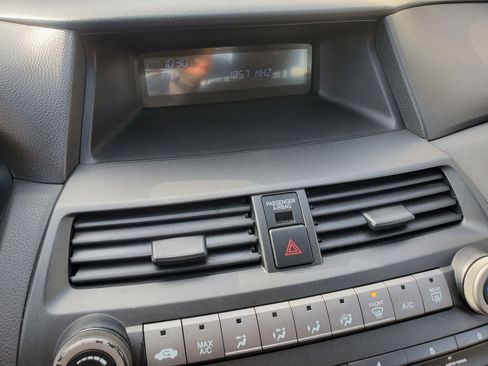 Used 2010 Honda Accord LX-P image 33